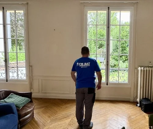 Rénovation menuiseries bois Atulam avec volets et crémones Opéra à Versailles Versailles 78000 - detail