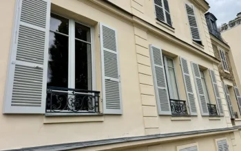 Menuiseries bois avec volets et crémones Versailles 78000